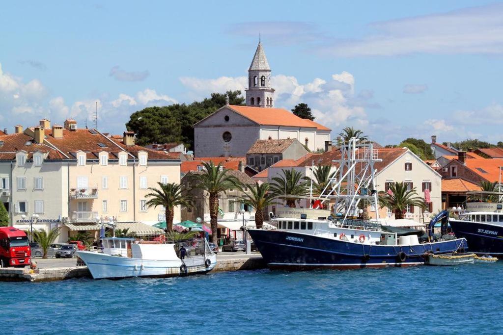 Appartamento Apartman L&A Biograd Na Moru Esterno foto