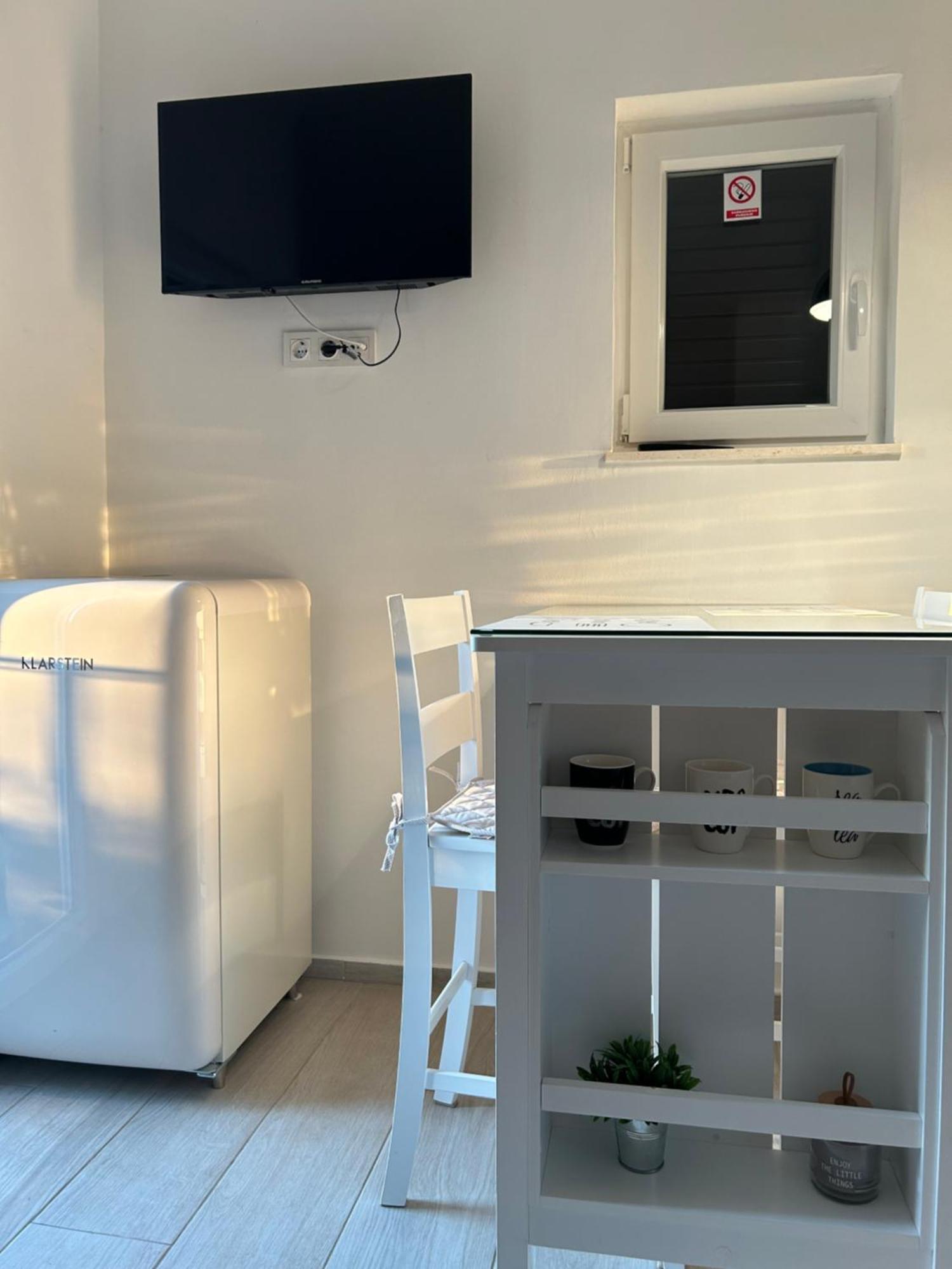 Appartamento Apartman L&A Biograd Na Moru Esterno foto