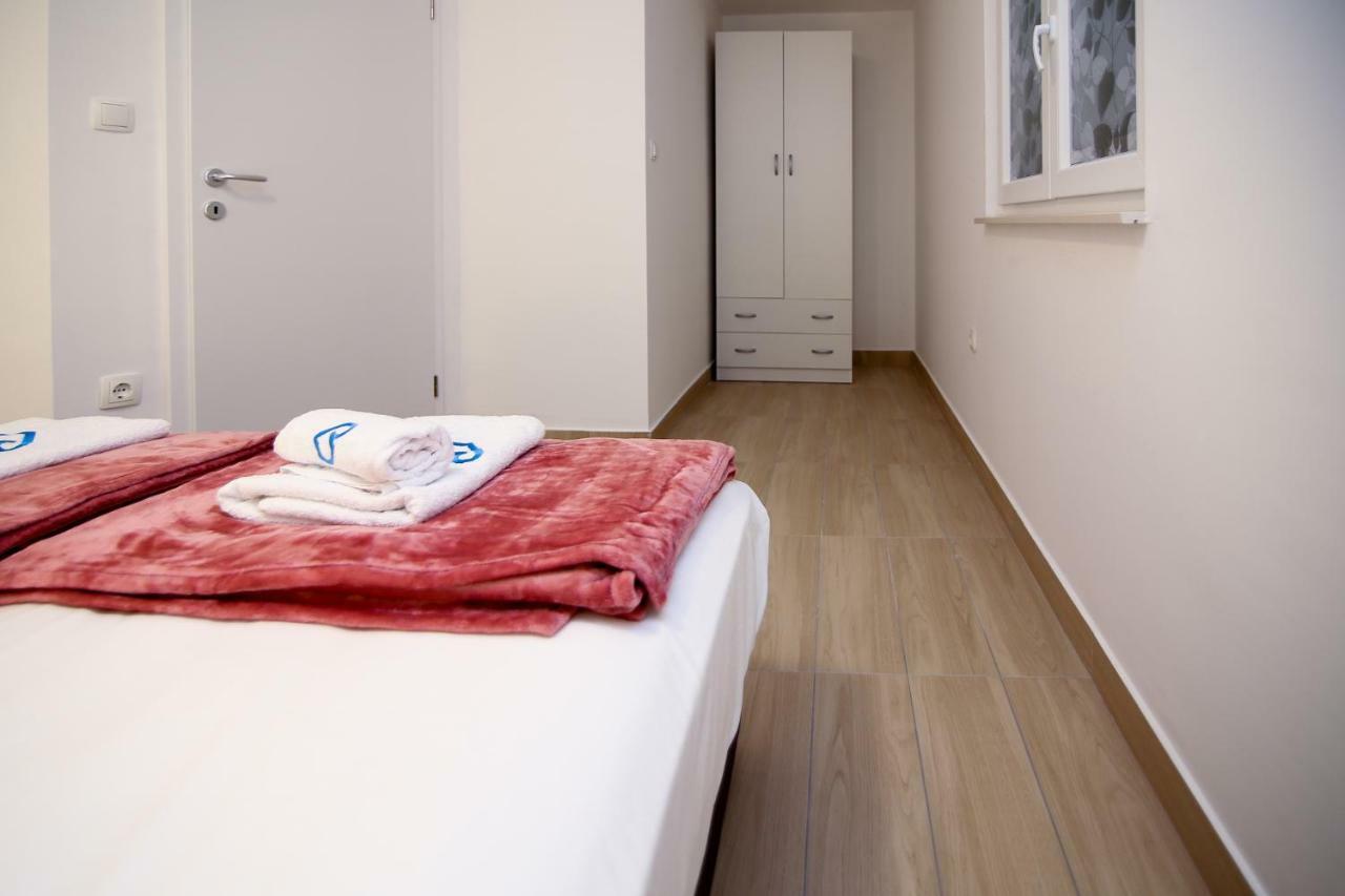 Appartamento Apartman L&A Biograd Na Moru Esterno foto