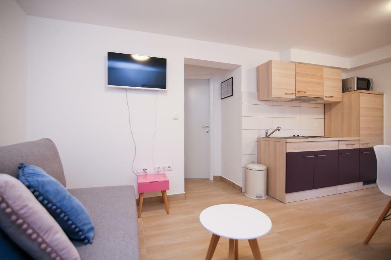 Appartamento Apartman L&A Biograd Na Moru Esterno foto