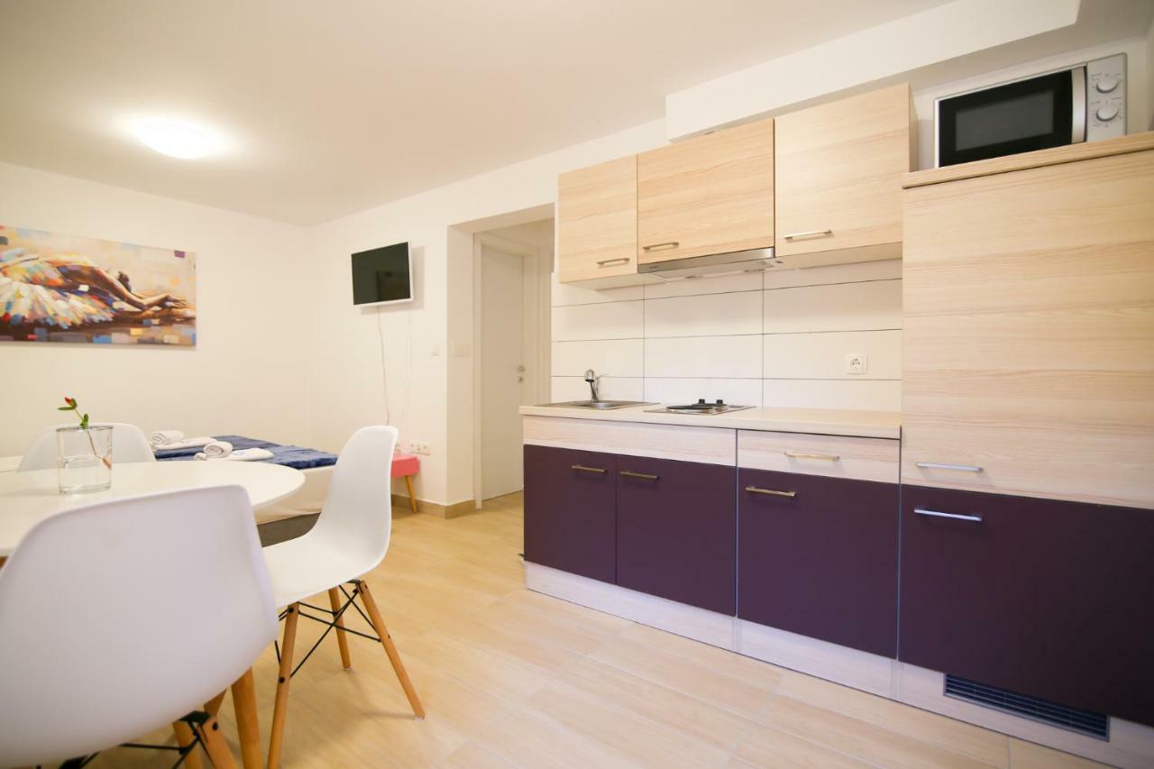 Appartamento Apartman L&A Biograd Na Moru Esterno foto